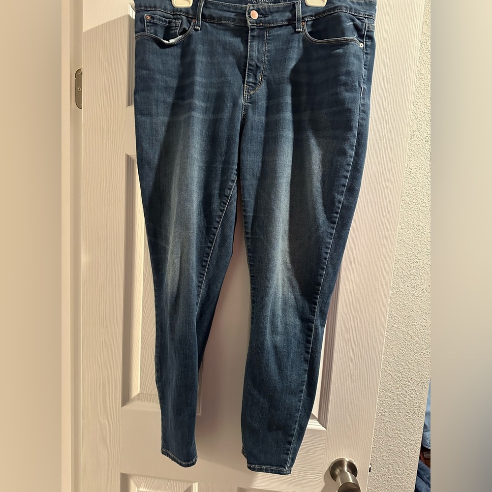 Women’s skinny jeans